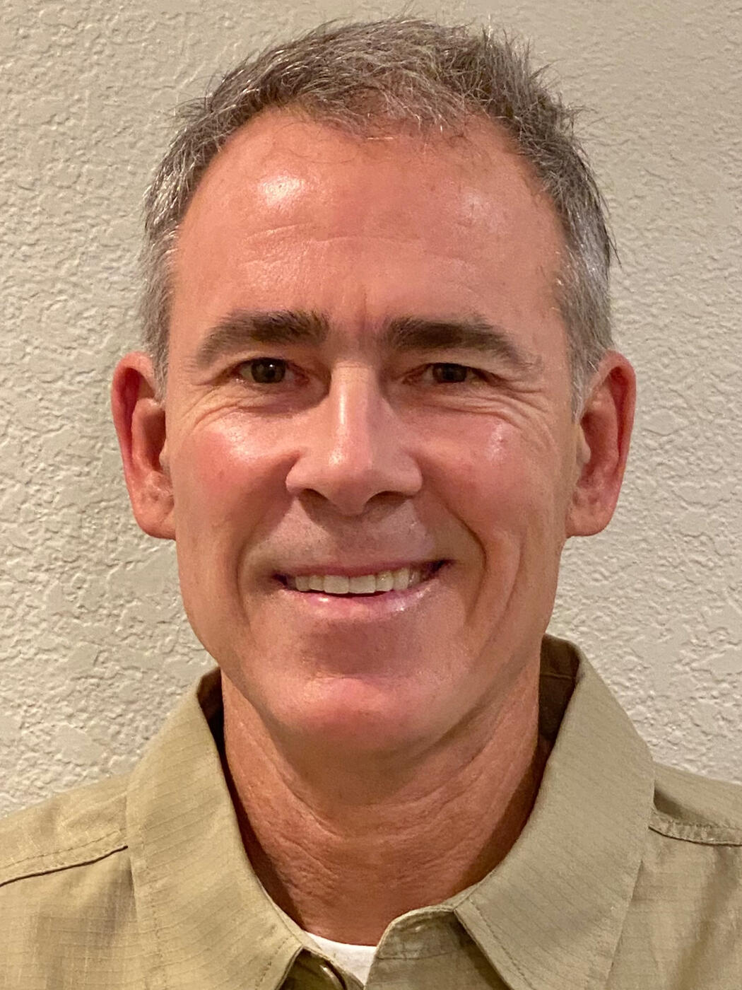 Tim Burton, Director “I have used him exclusively as my dog trainer. I find his skills in this field to be exceptional, both pro